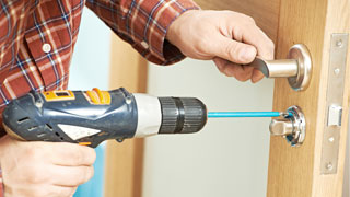 Automotive Locksmith at Ben Franklin Parkway   Kelly Drive Philadelphia, Pennsylvania